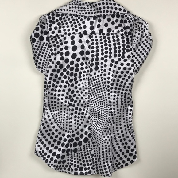 Women’s black and white polka dot swirl top size S - Picture 12 of 12